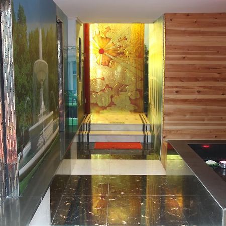 Super 8 Hotel Beijing Shijingshan Jiujiuyuan Zewnętrze zdjęcie