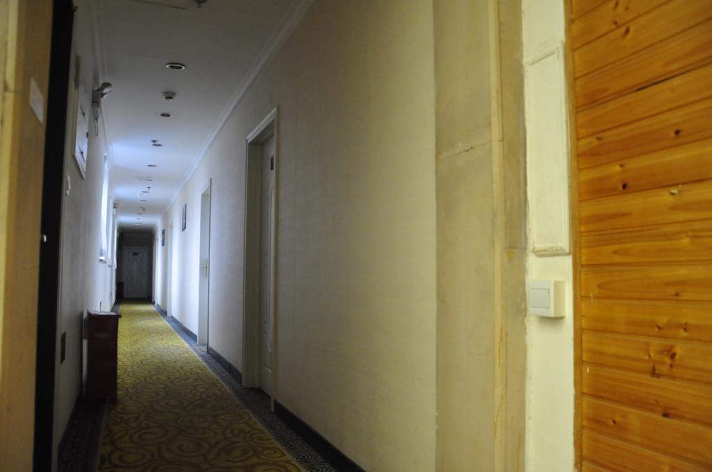 Super 8 Hotel Beijing Shijingshan Jiujiuyuan Zewnętrze zdjęcie